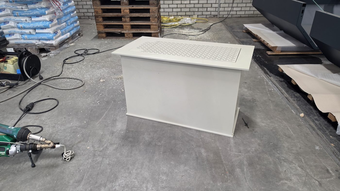 Gelaste verzamelput voor de waterprocesinstallatie